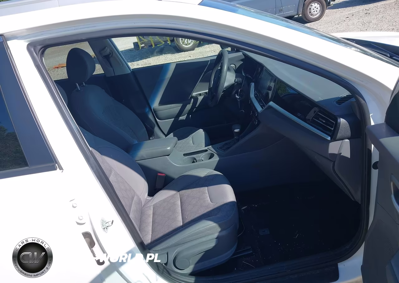 2020 Kia Niro Lx VIN:KNDCB3LC7L5368584 - 5