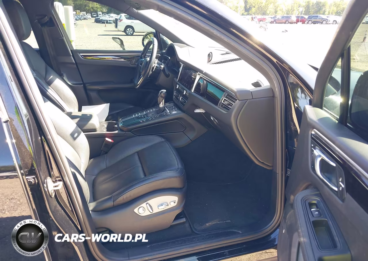 2020 Porsche Macan VIN:WP1AA2A5XLLB10952 - 5