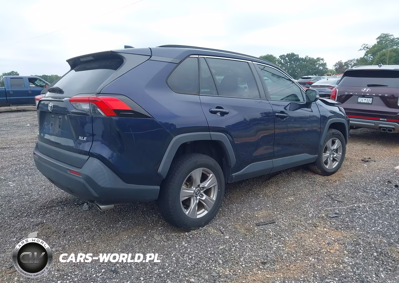 2022 Toyota Rav4 Xle VIN:2T3W1RFV1NW211063 - 4