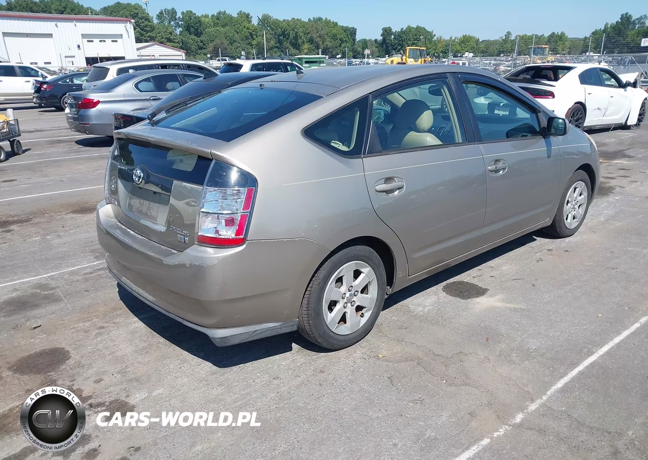 2005 Toyota Prius VIN:JTDKB20U553061982 - 4