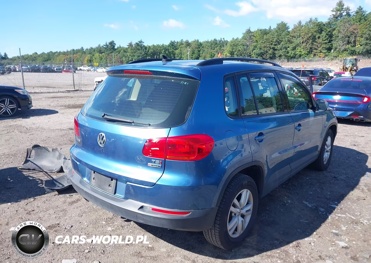 2017 Volkswagen Tiguan 2.0T S VIN:WVGBV7AX7HW510946 - 4