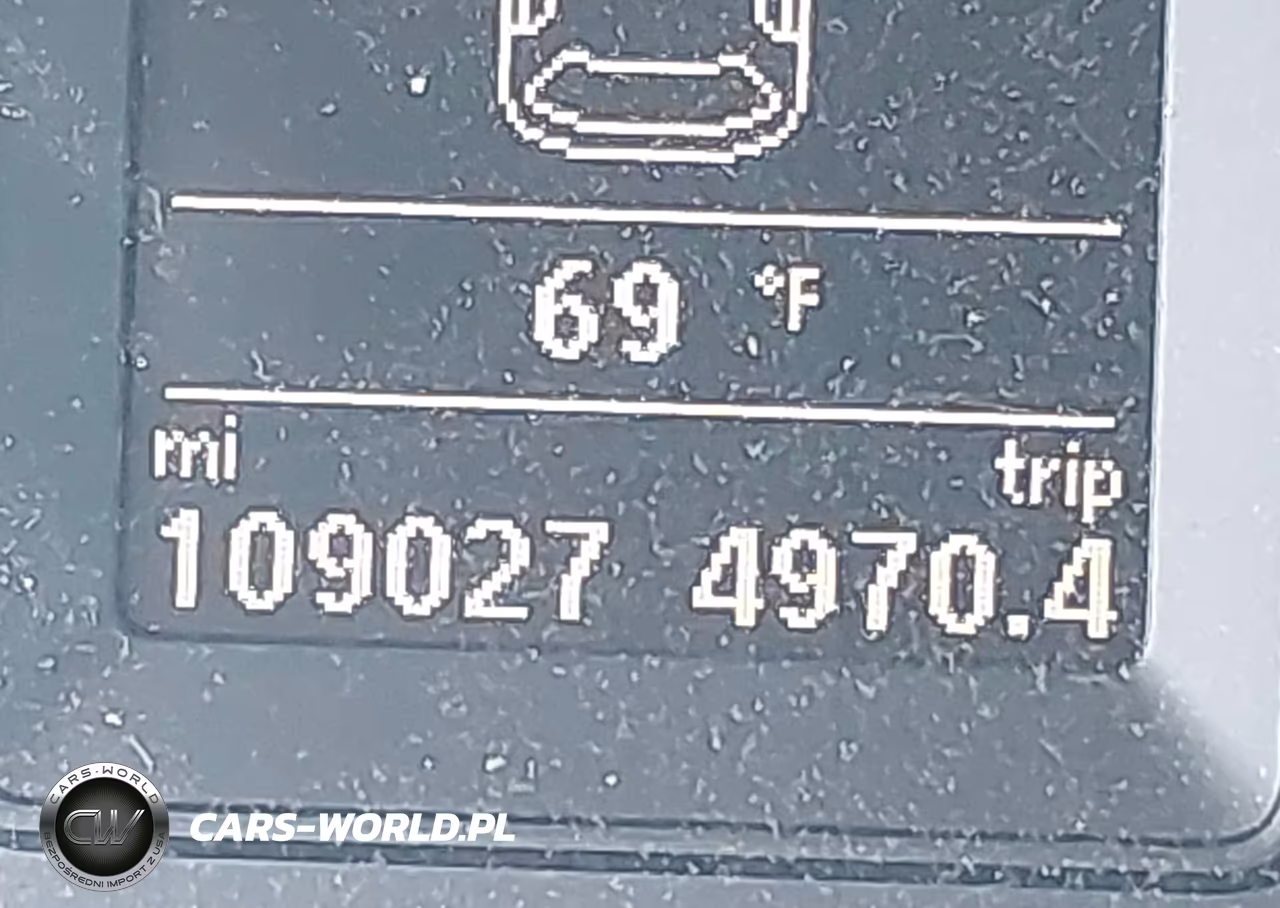 2017 Volkswagen Tiguan 2.0T S VIN:WVGBV7AX7HW510946 - 7