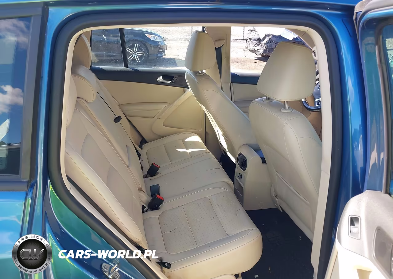 2017 Volkswagen Tiguan 2.0T S VIN:WVGBV7AX7HW510946 - 8
