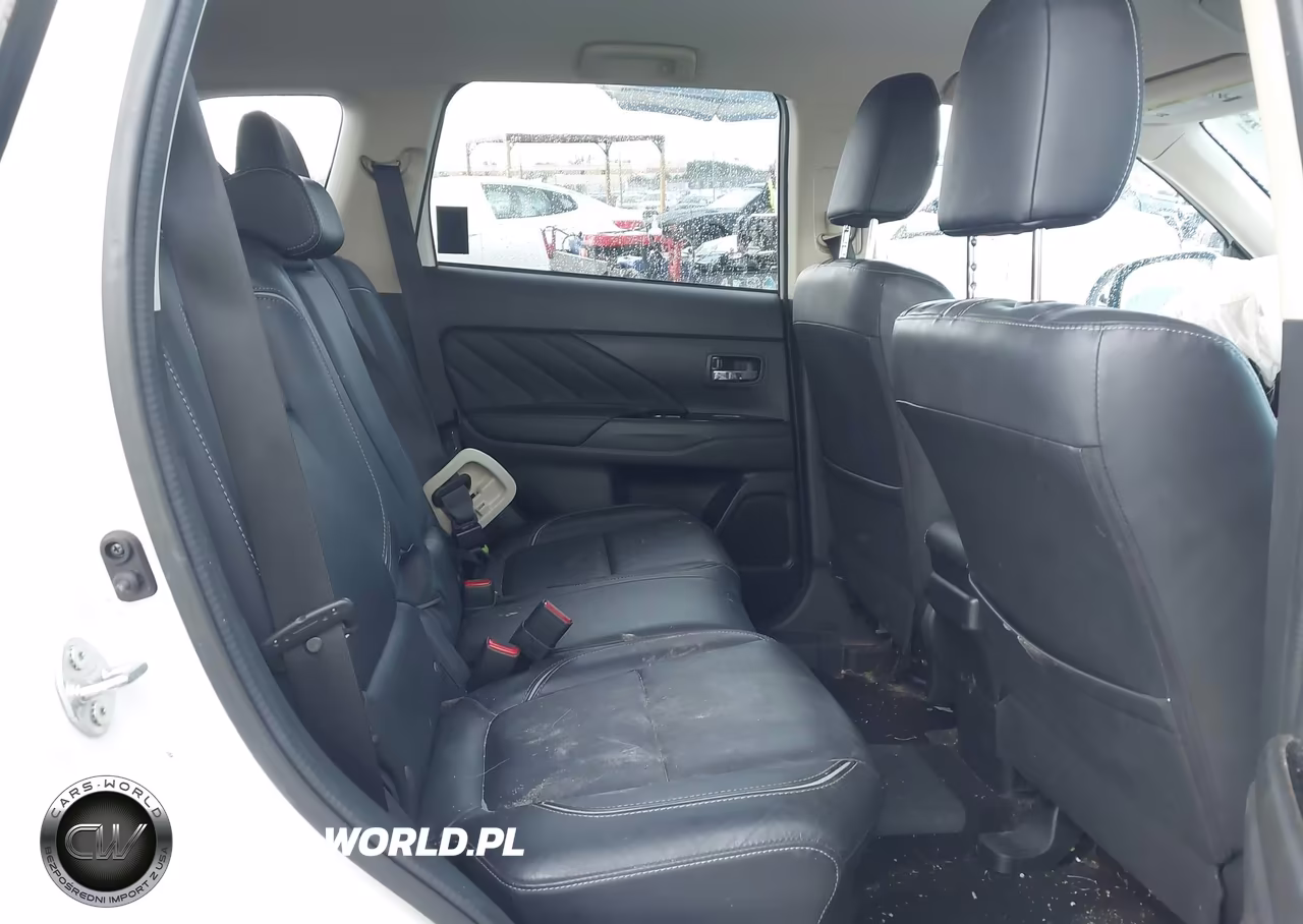 2018 Mitsubishi Outlander Phev Sel VIN:JA4J24A5XJZ027973 - 8