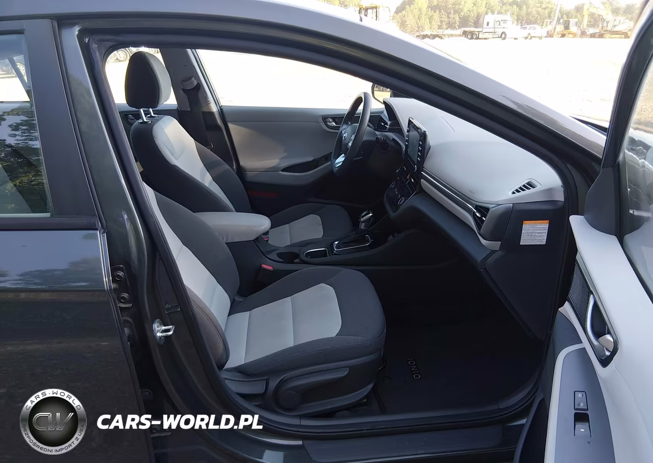 2020 Hyundai Ioniq Hybrid Blue VIN:KMHC65LC7LU217651 - 5
