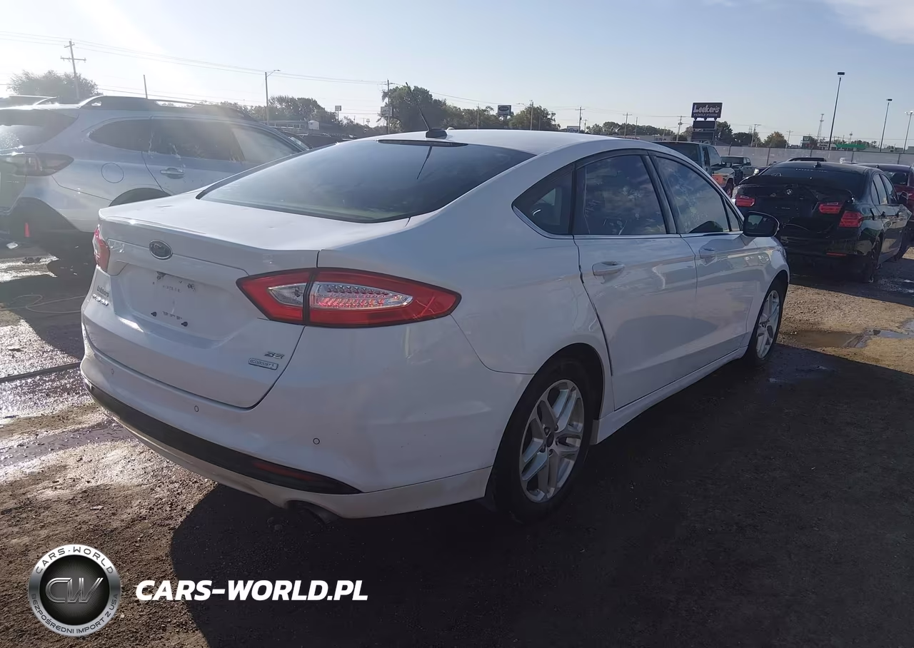 2015 Ford Fusion Se VIN:3FA6P0HD0FR244260 - 4