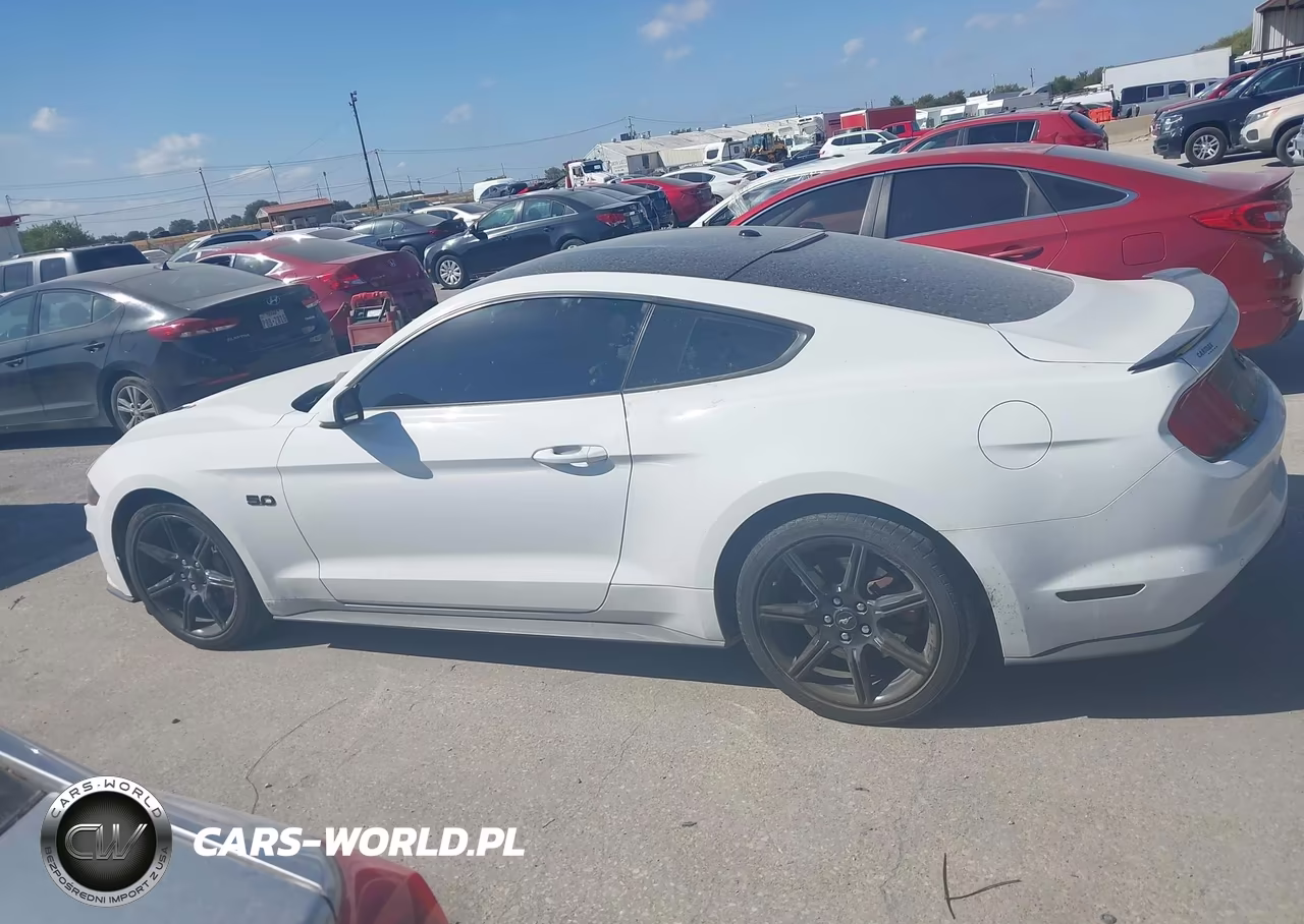 2018 Ford Mustang Gt Premium VIN:1FA6P8CF3J5170741 - 14