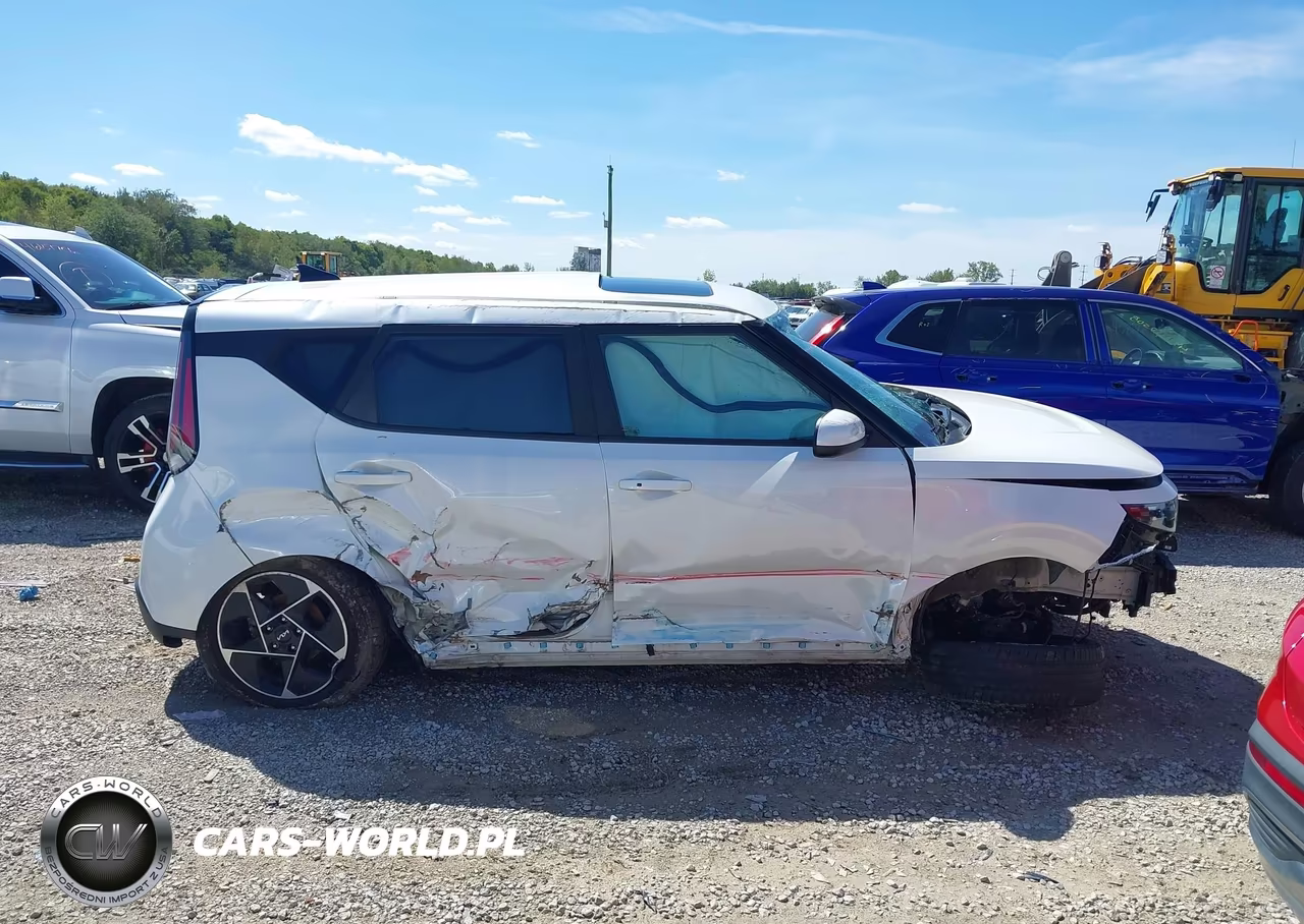 2023 Kia Soul Ex VIN:KNDJ33AU0P7838321 - 13
