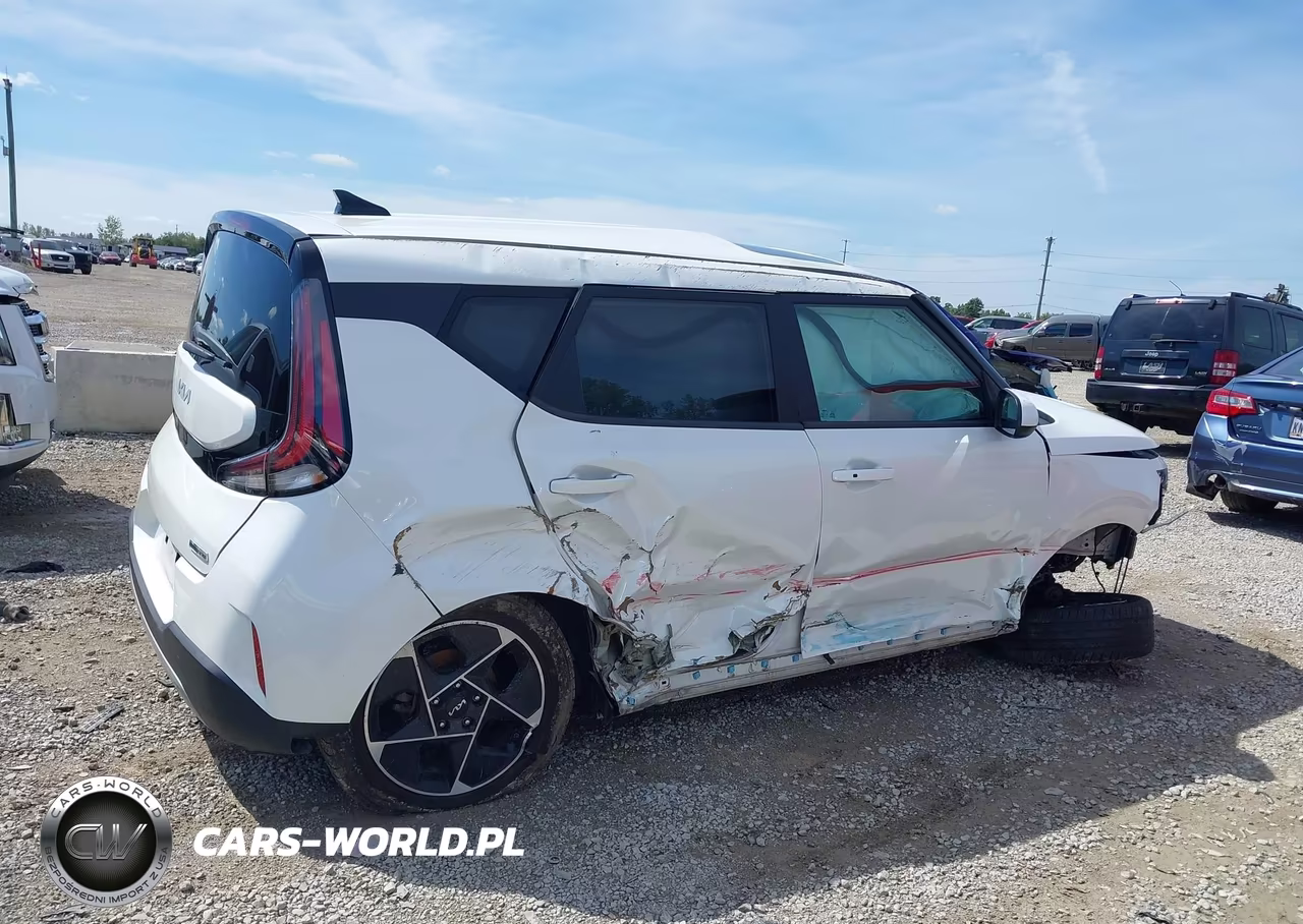 2023 Kia Soul Ex VIN:KNDJ33AU0P7838321 - 4