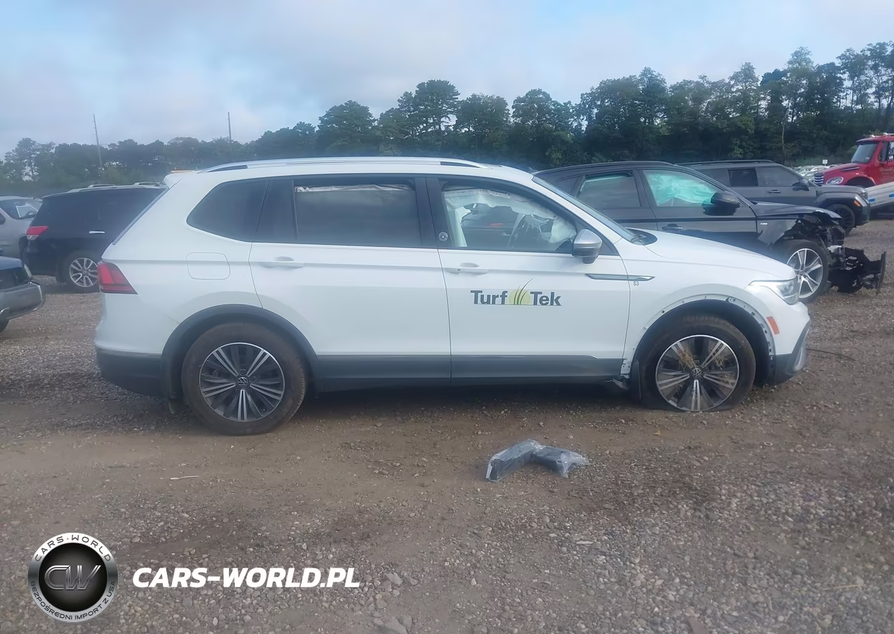 2024 Volkswagen Tiguan 2.0T Wolfsburg Edition VIN:3VVAB7AX6RM225117 - 13