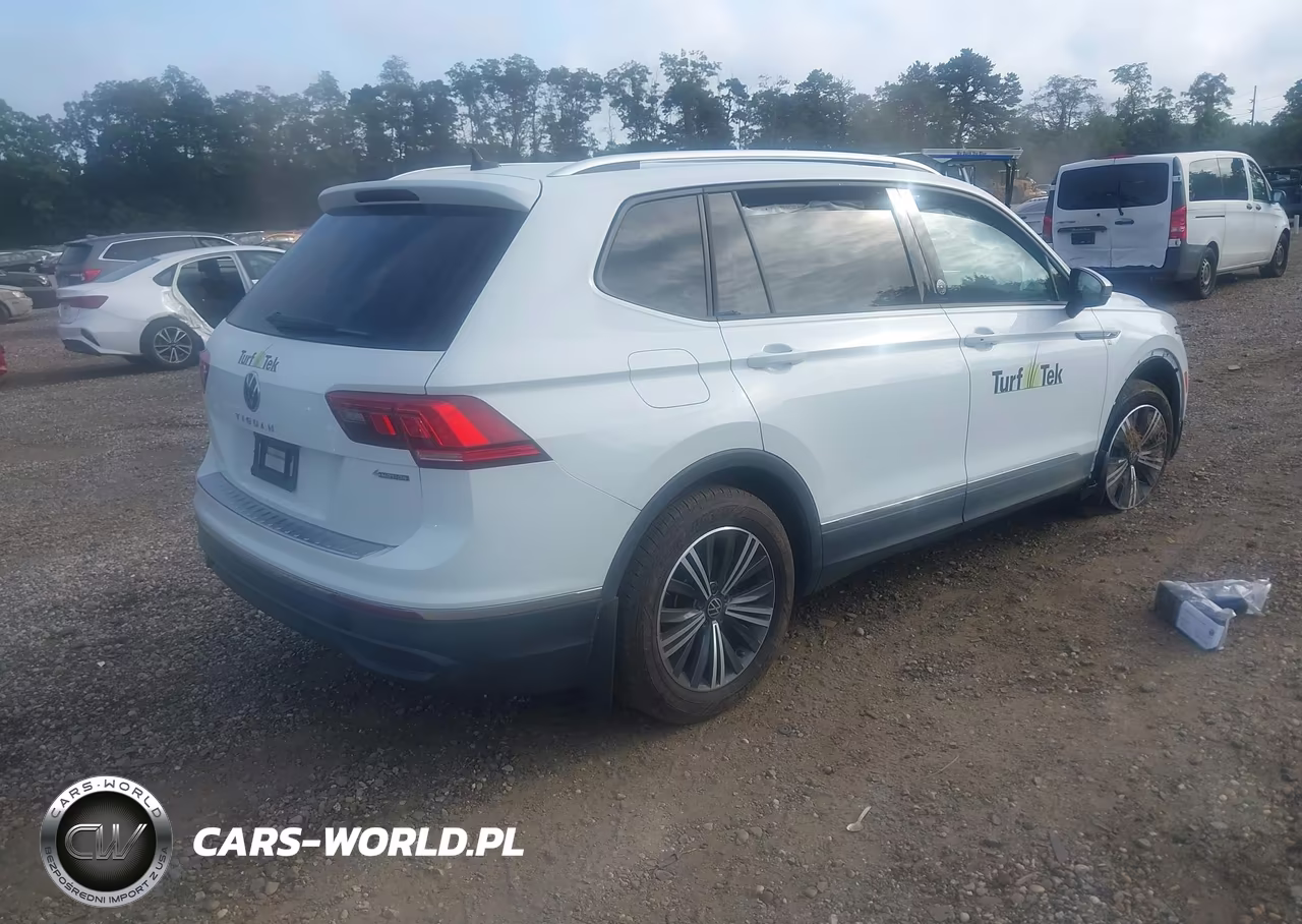 2024 Volkswagen Tiguan 2.0T Wolfsburg Edition VIN:3VVAB7AX6RM225117 - 4