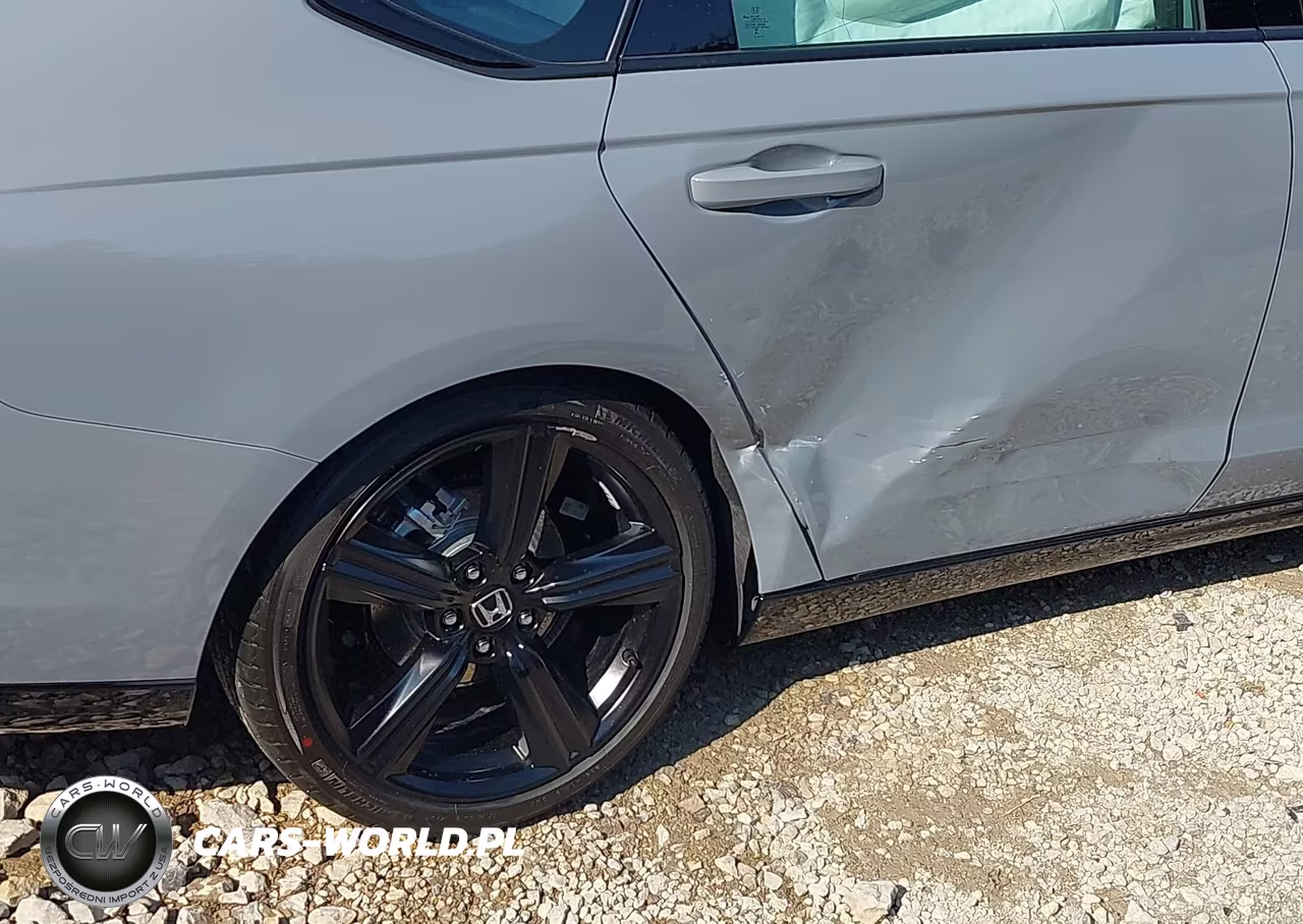 2026 Honda Accord Hybrid Sport-L VIN:1HGCY2F73TA057573 - 18
