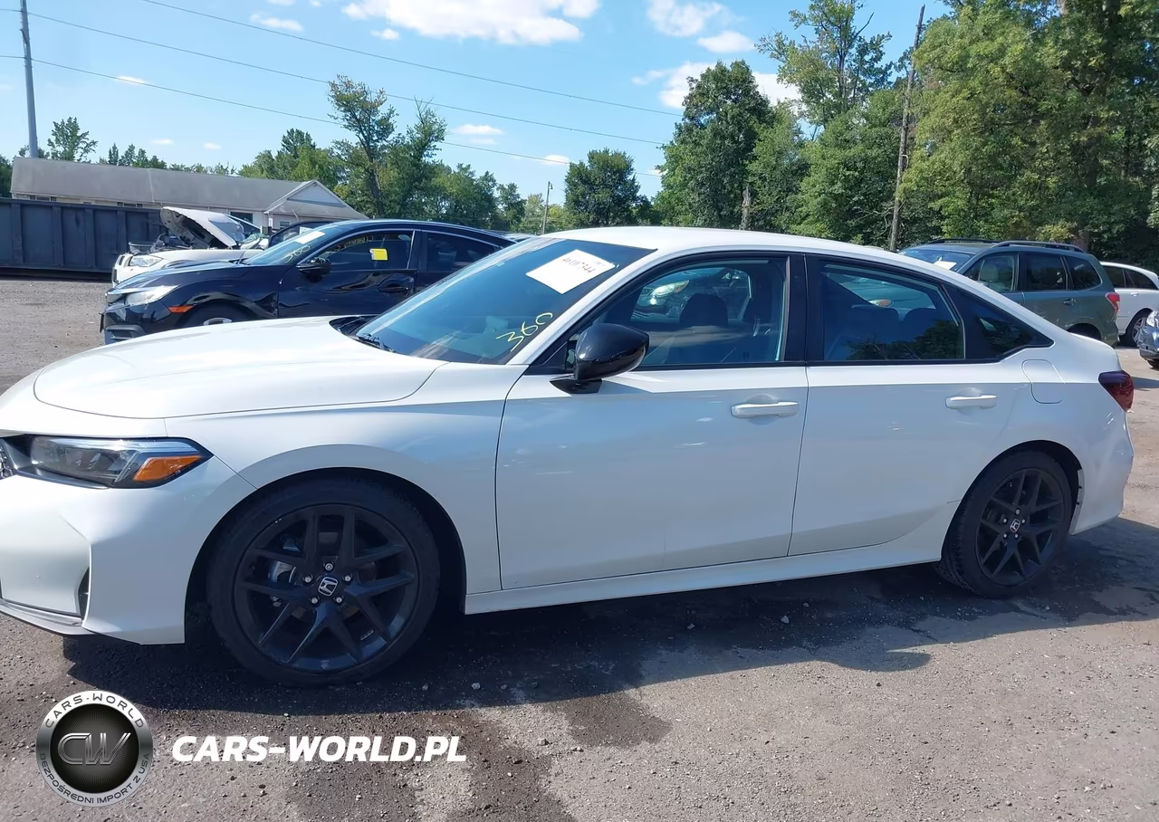 2025 Honda Civic Sport VIN:2HGFE2F57SH545526 - 14