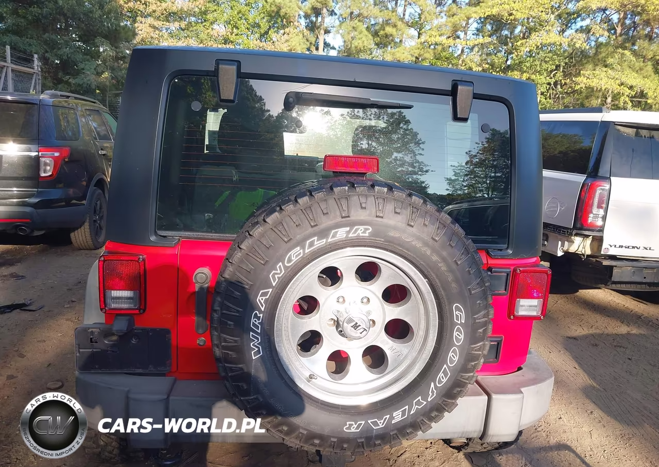 2015 Jeep Wrangler Sport VIN:1C4AJWAG1FL580754 - 16