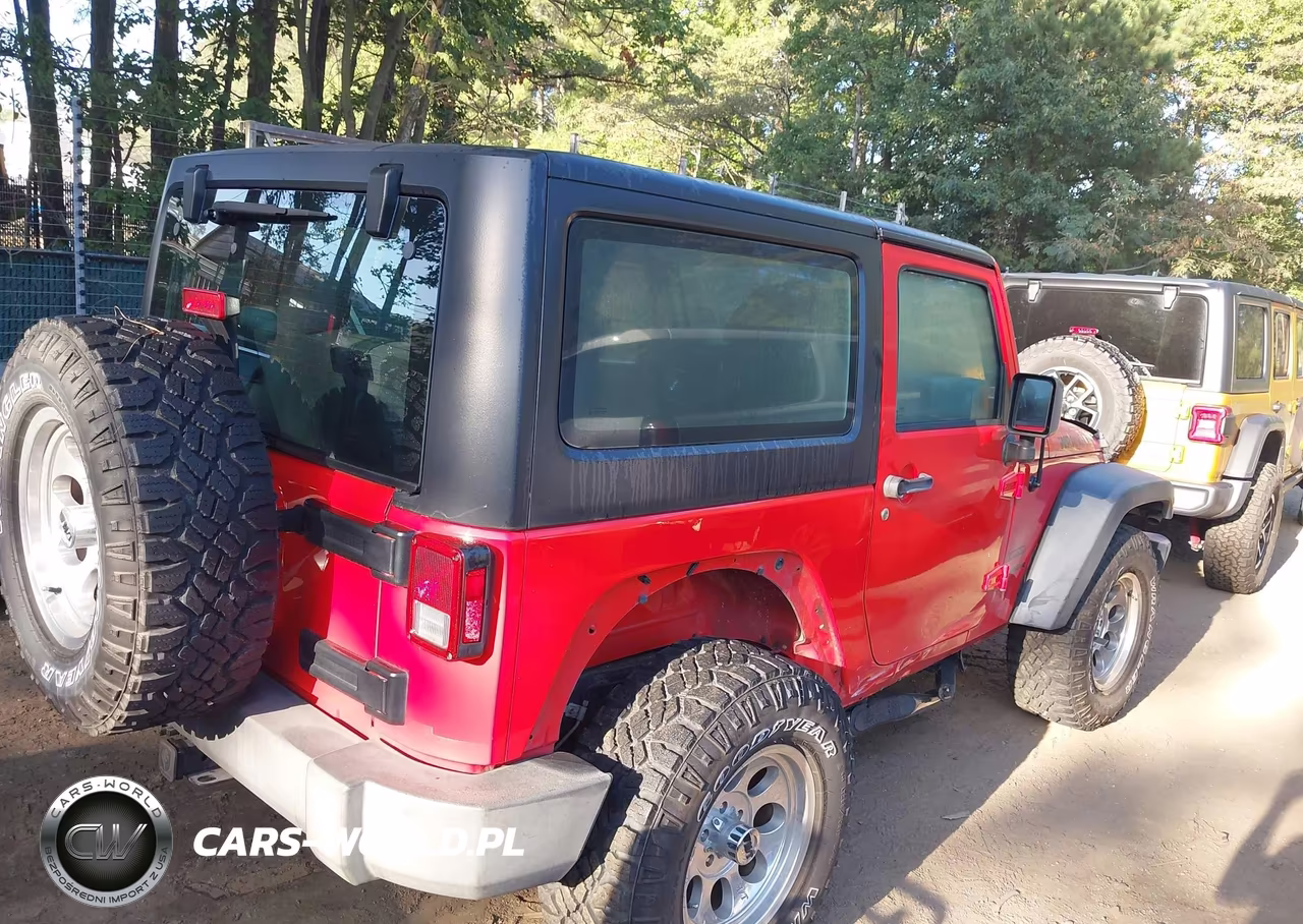 2015 Jeep Wrangler Sport VIN:1C4AJWAG1FL580754 - 4