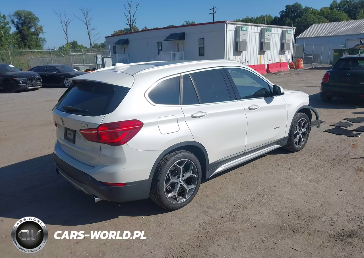 2016 BMW X1 xDrive28I VIN:WBXHT3C35GP887200 - 4