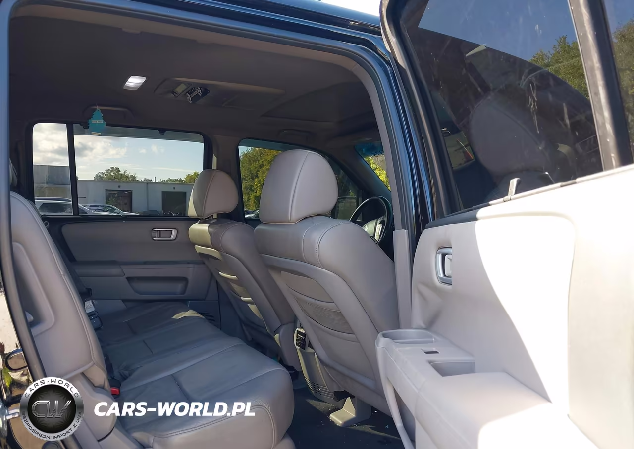 2010 Honda Pilot Touring VIN:5FNYF4H99AB039149 - 8