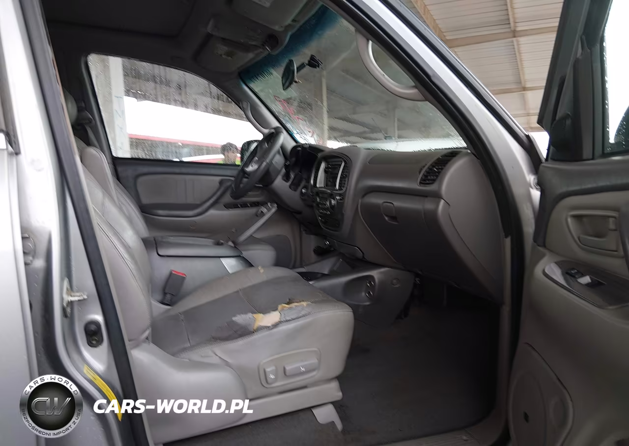 2002 Toyota Sequoia Limited V8 VIN:5TDZT38A82S111814 - 5