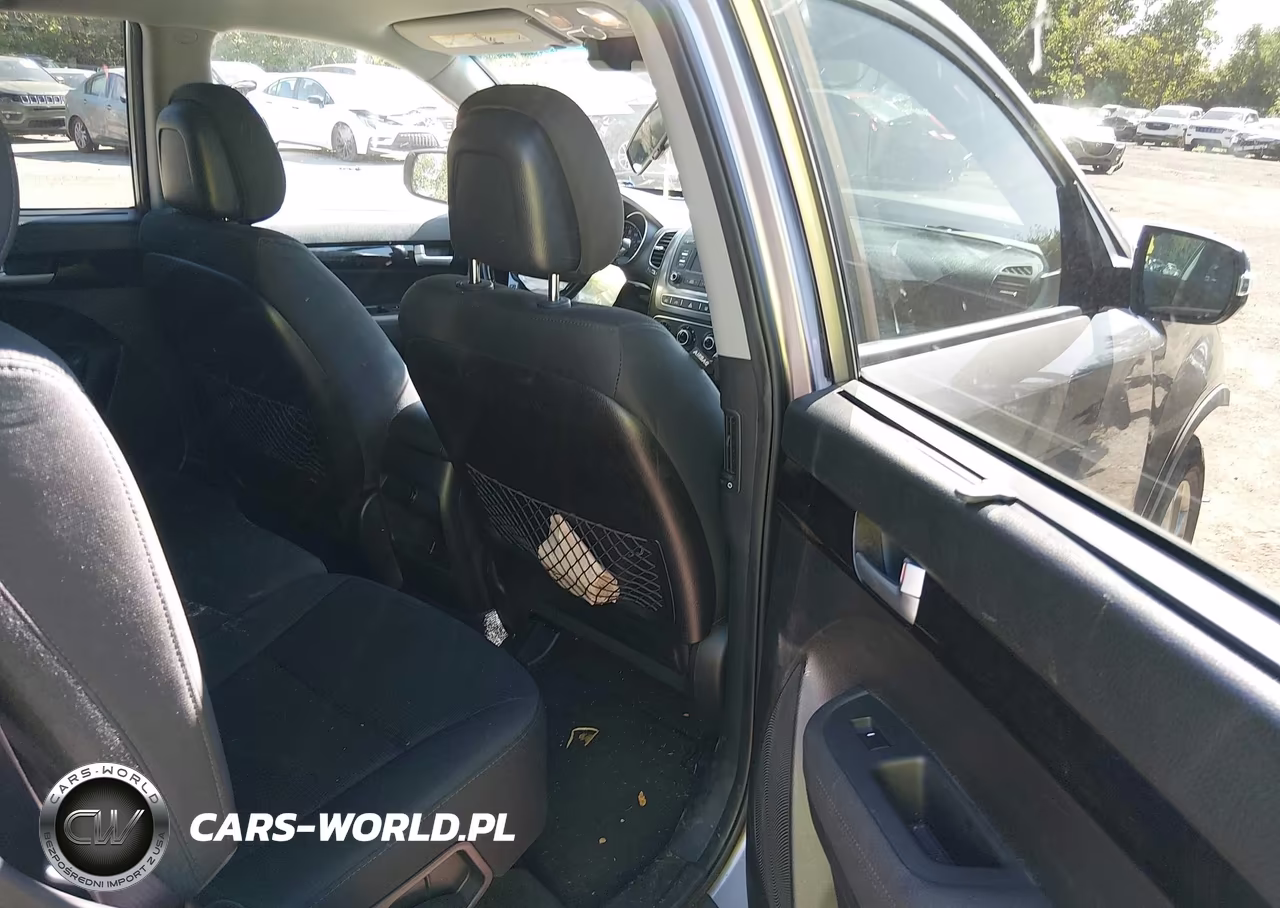 2015 Kia Sorento Lx VIN:5XYKT3A65FG588405 - 8