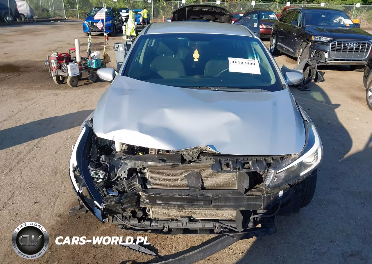 2017 Kia Forte Lx VIN:3KPFK4A7XHE108586 - 12