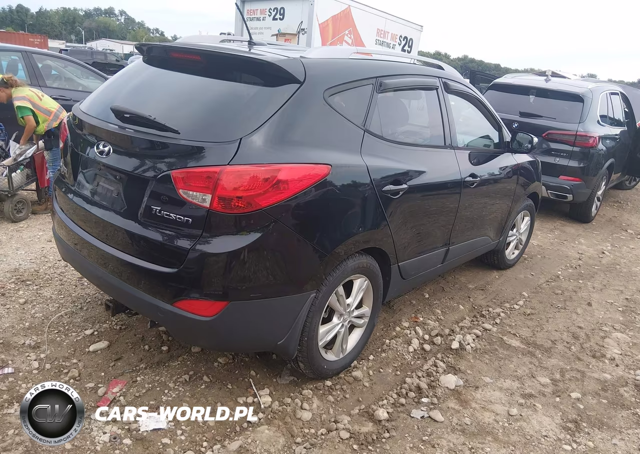 2013 Hyundai Tucson Gls VIN:KM8JU3AC3DU567512 - 4