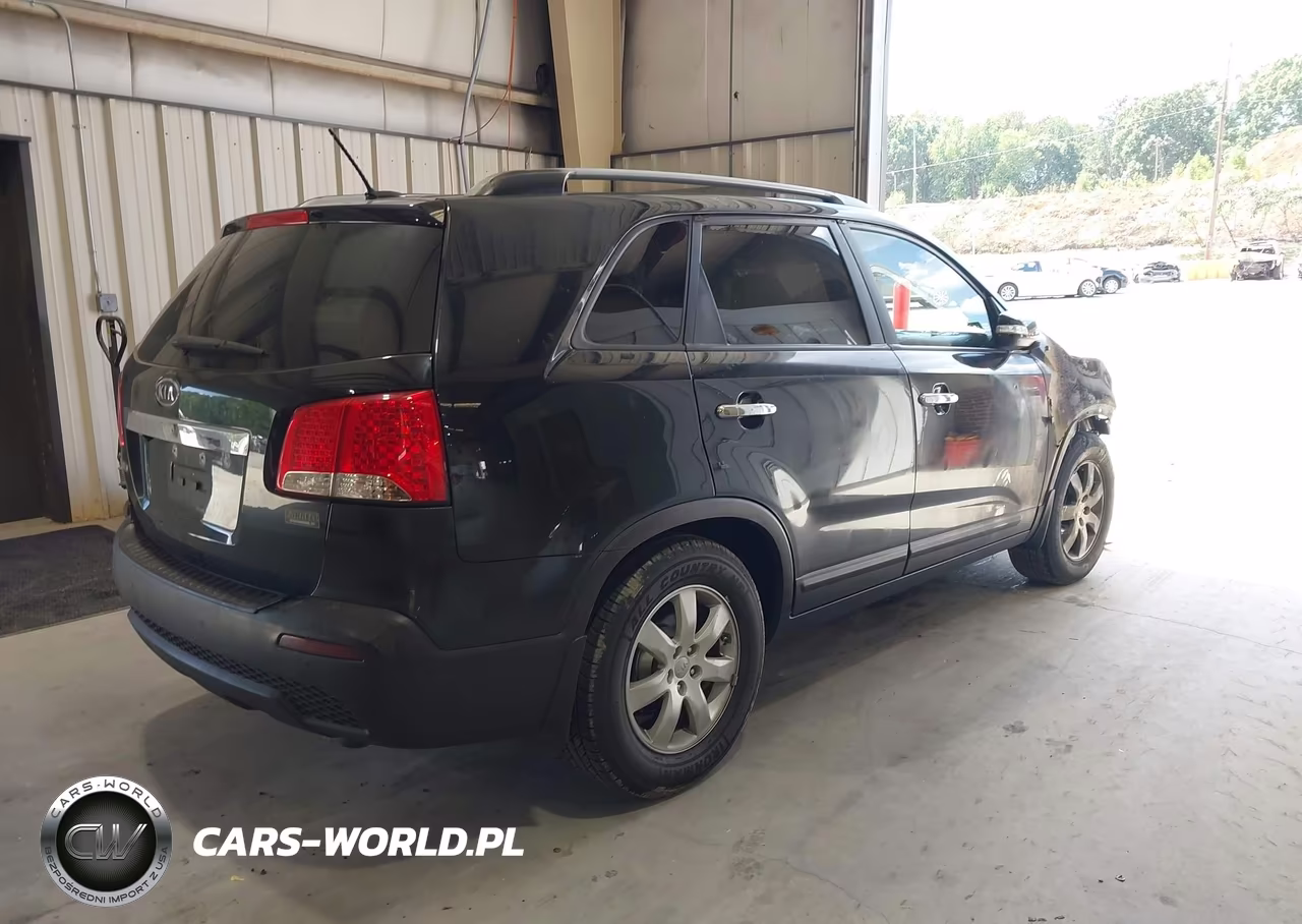 2013 Kia Sorento Lx VIN:5XYKT3A65DG381302 - 4