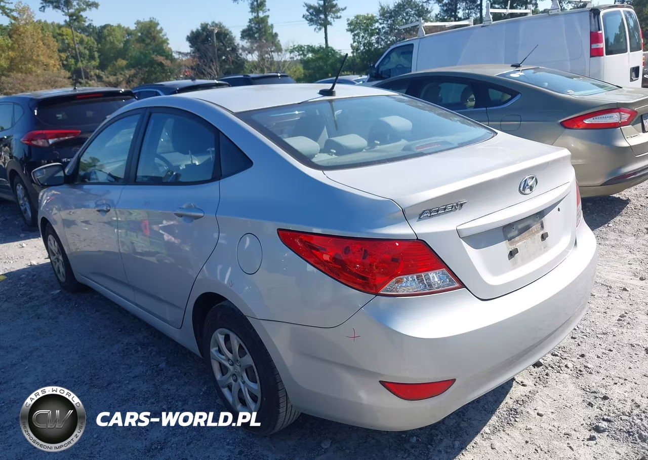 2014 Hyundai Accent Gls VIN:KMHCT4AEXEU689790 - 3