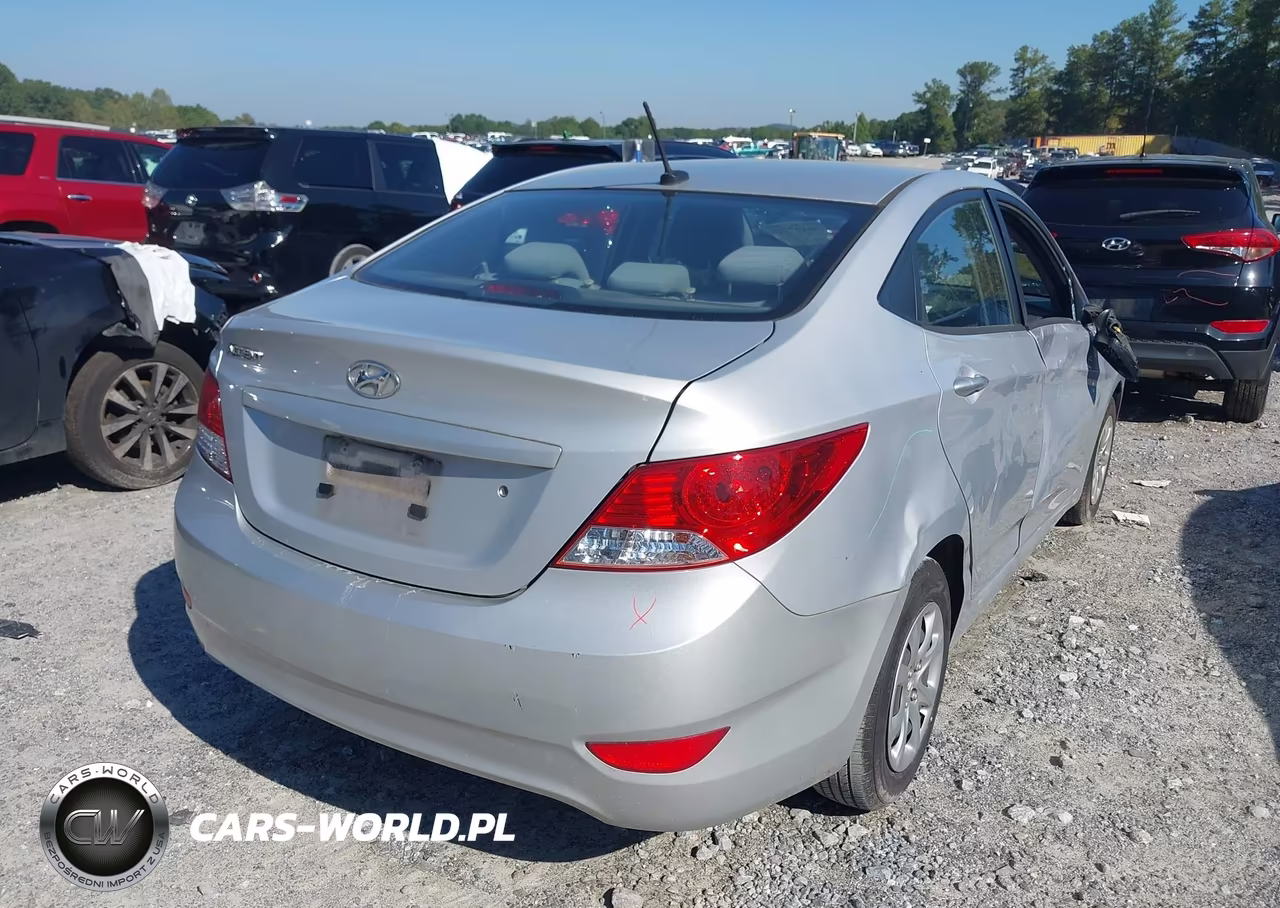 2014 Hyundai Accent Gls VIN:KMHCT4AEXEU689790 - 4
