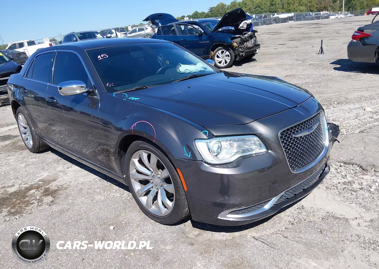 2020 Chrysler 300 Touring