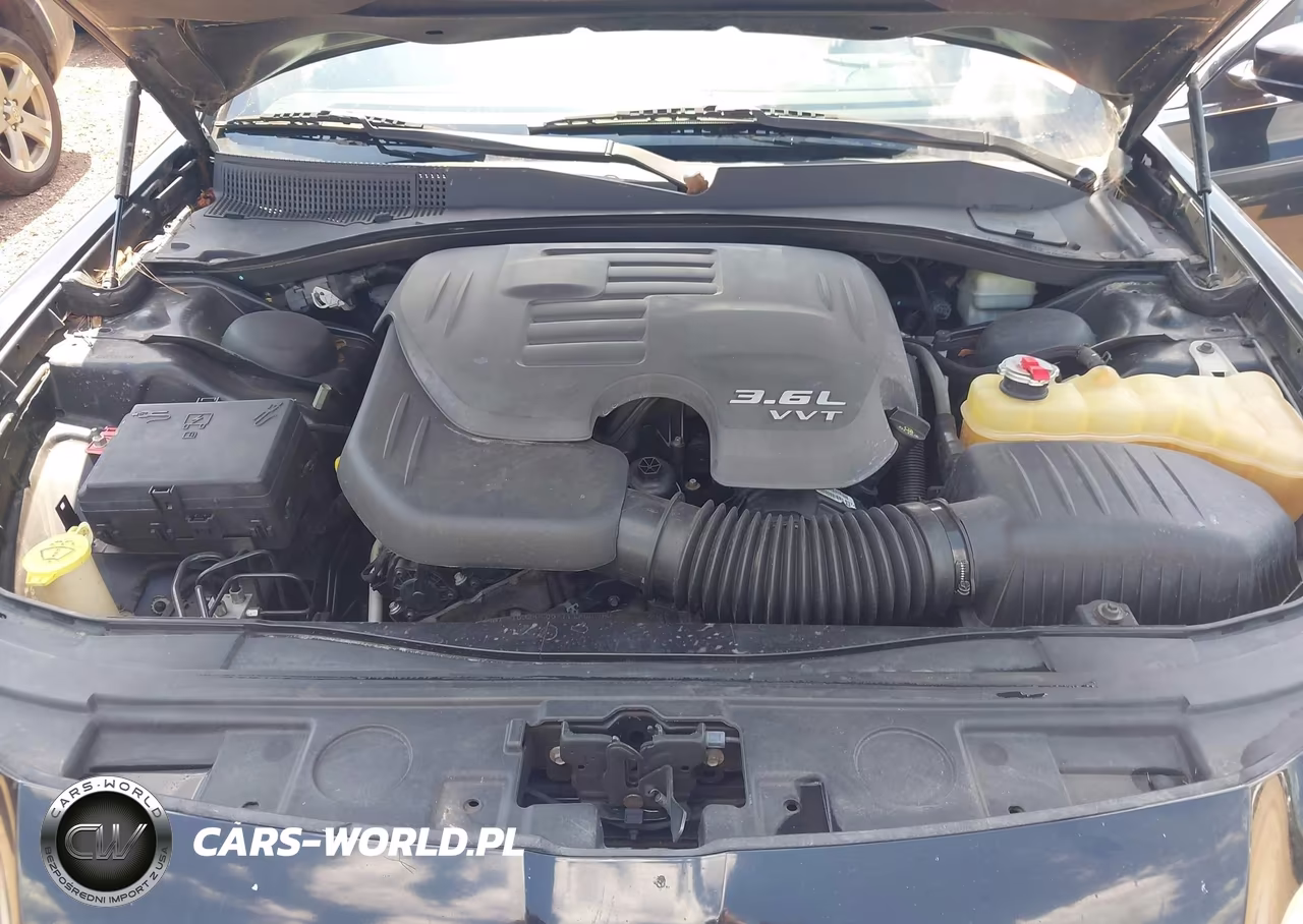 2012 Chrysler 300 VIN:2C3CCAAG5CH147974 - 10