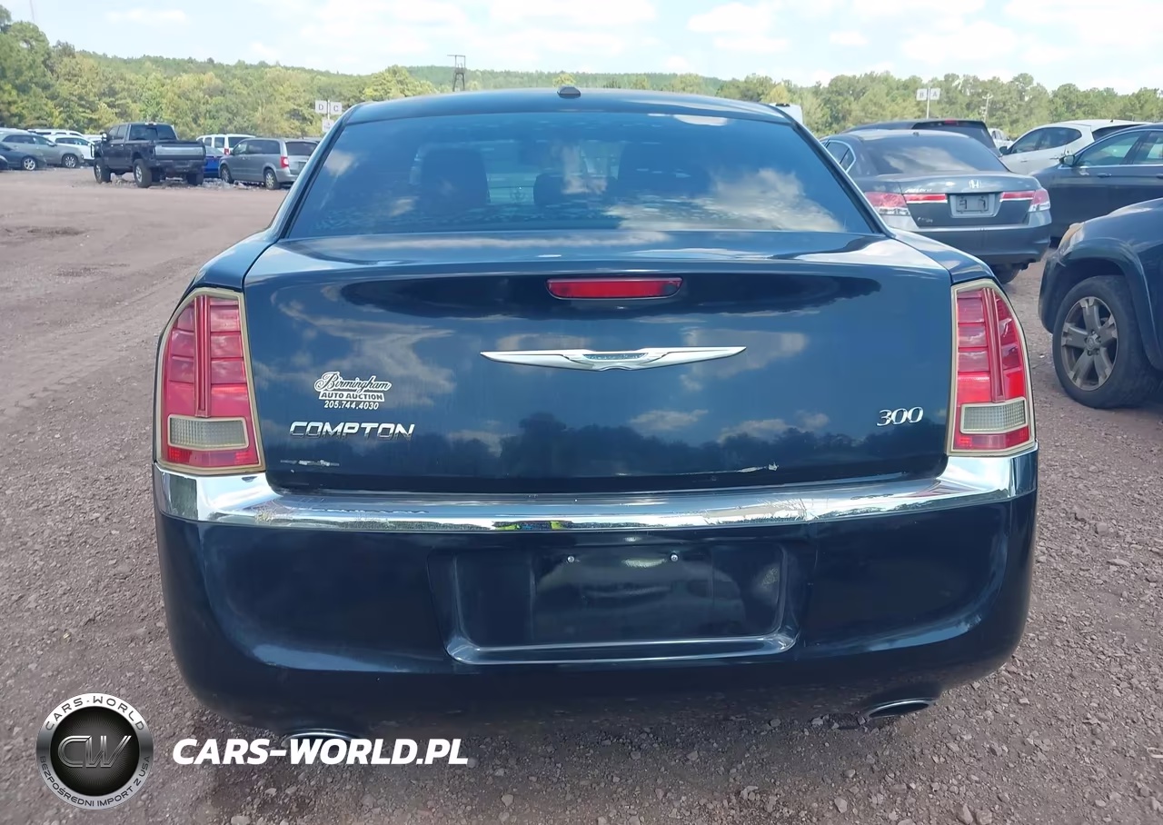 2012 Chrysler 300 VIN:2C3CCAAG5CH147974 - 16