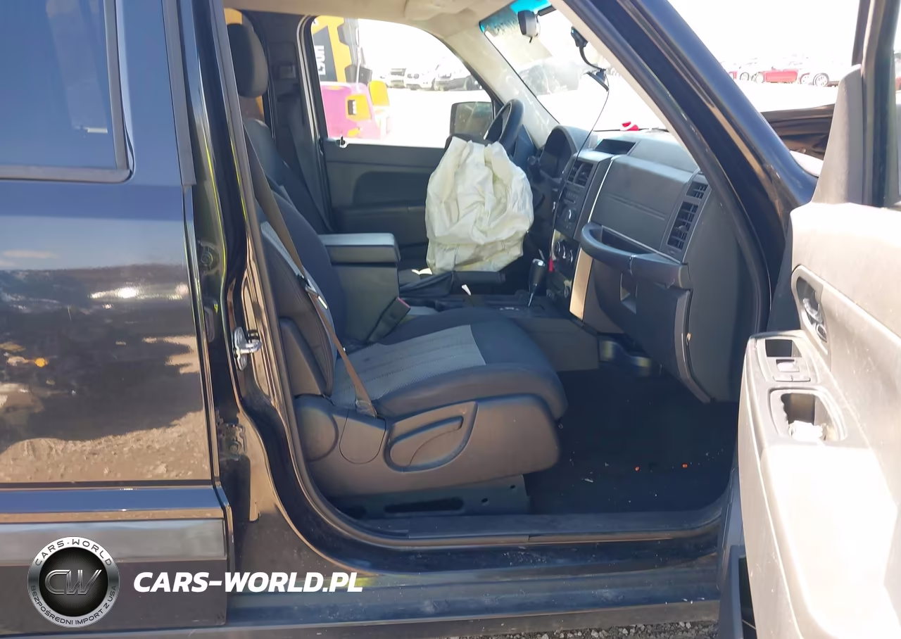 2010 Jeep Liberty Sport VIN:1J4PN2GK2AW118563 - 5