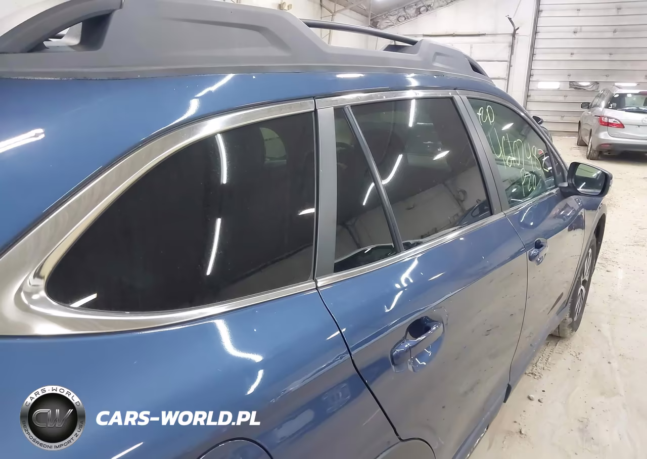 2020 Subaru Outback Premium VIN:4S4BTACC6L3189053 - 17