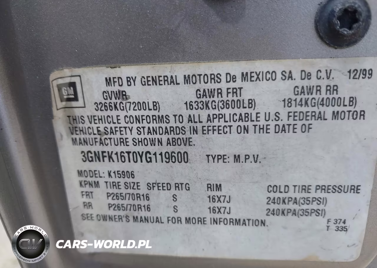 2000 Chevrolet Suburban K1500 VIN:3GNFK16T0YG119600 - 9