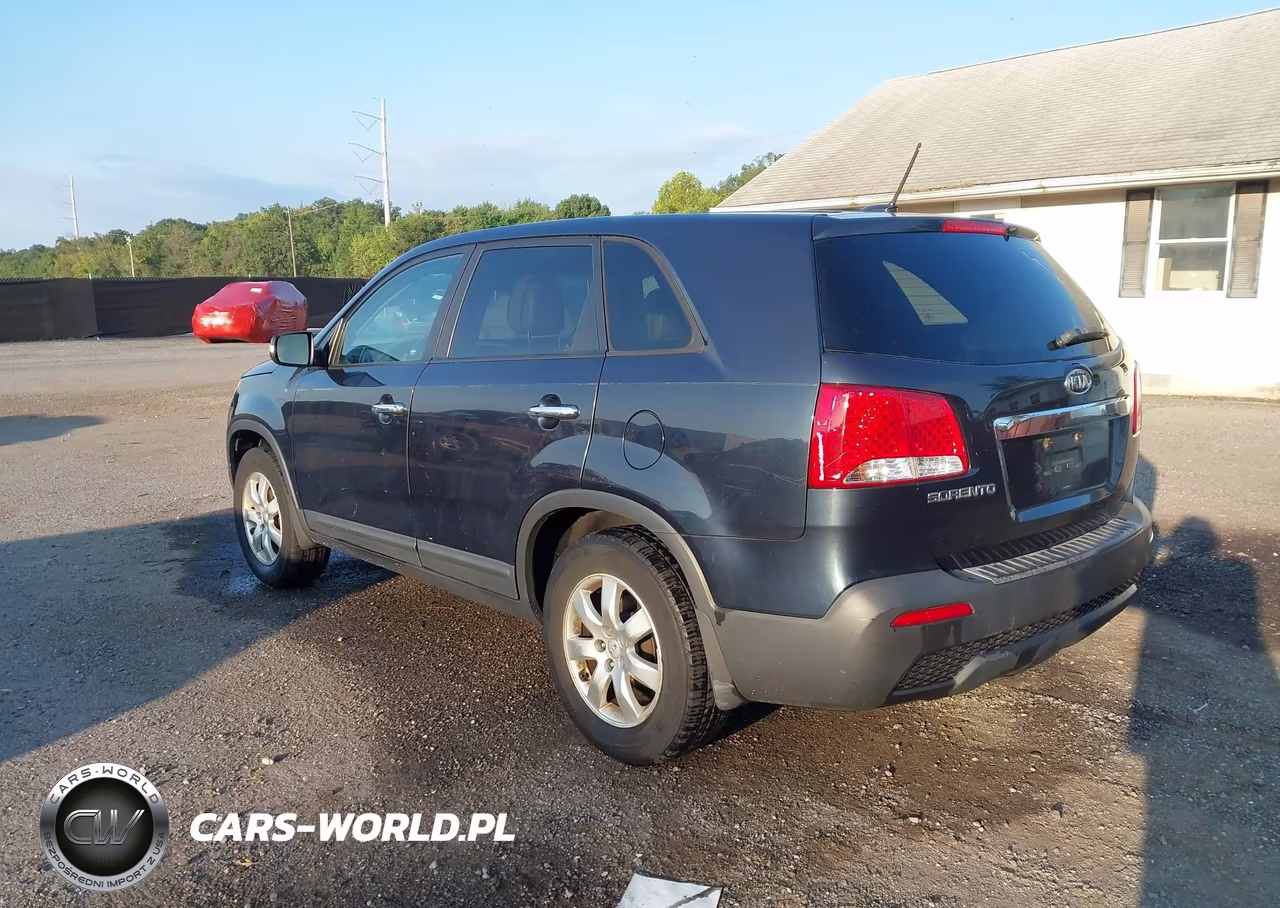 2012 Kia Sorento Lx VIN:5XYKT3A12CG269639 - 3
