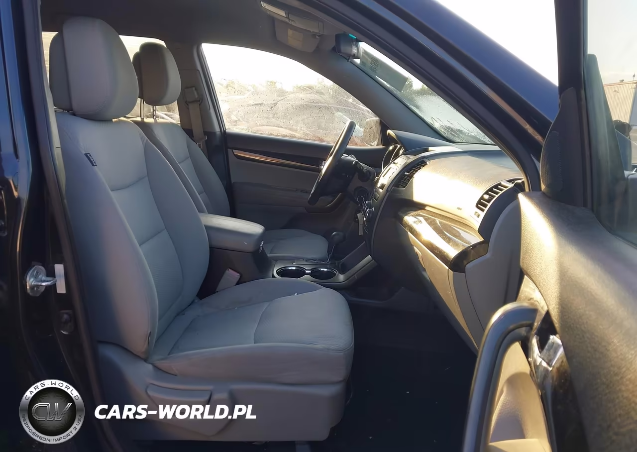 2012 Kia Sorento Lx VIN:5XYKT3A12CG269639 - 5