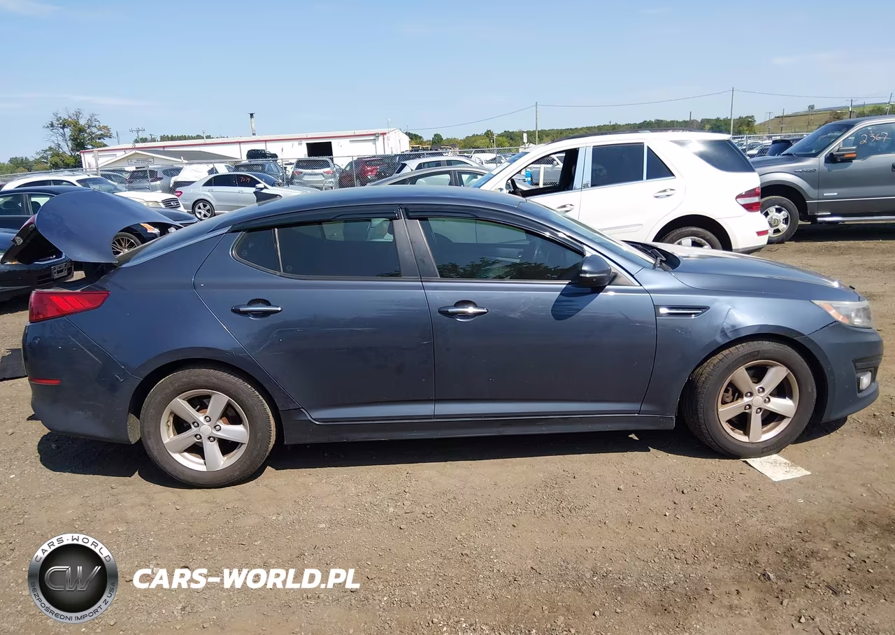 2015 Kia Optima Lx VIN:5XXGM4A79FG473988 - 13
