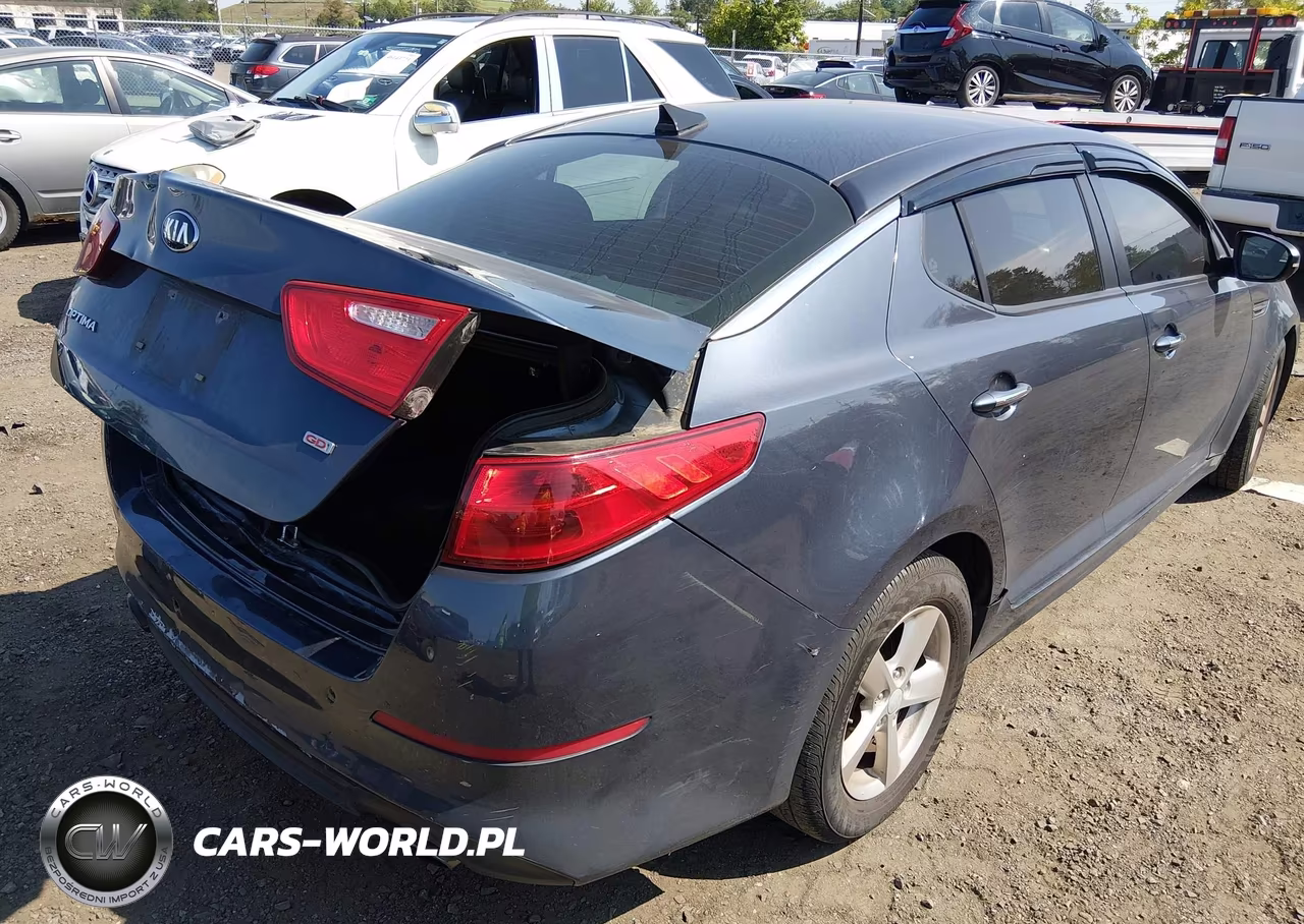 2015 Kia Optima Lx VIN:5XXGM4A79FG473988 - 4