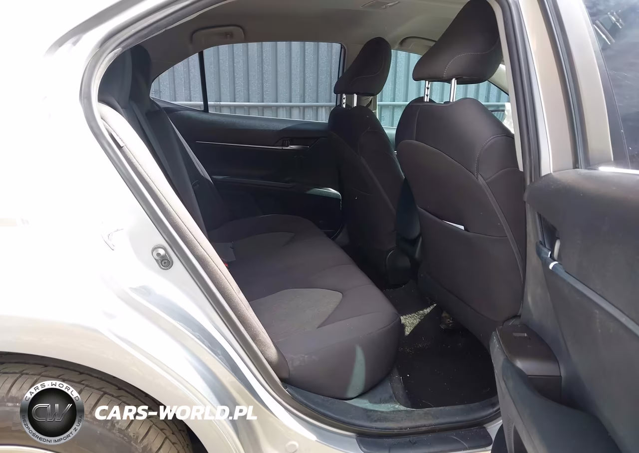 2021 Toyota Camry Le VIN:4T1C11AK0MU529183 - 8