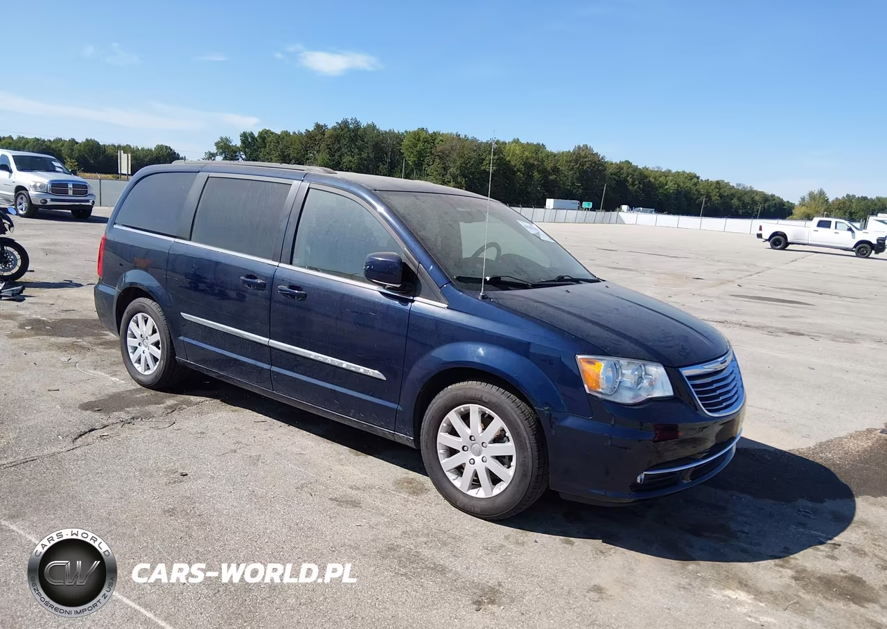 2015 Chrysler Town & Country Touring VIN:2C4RC1BG5FR620775 - 1