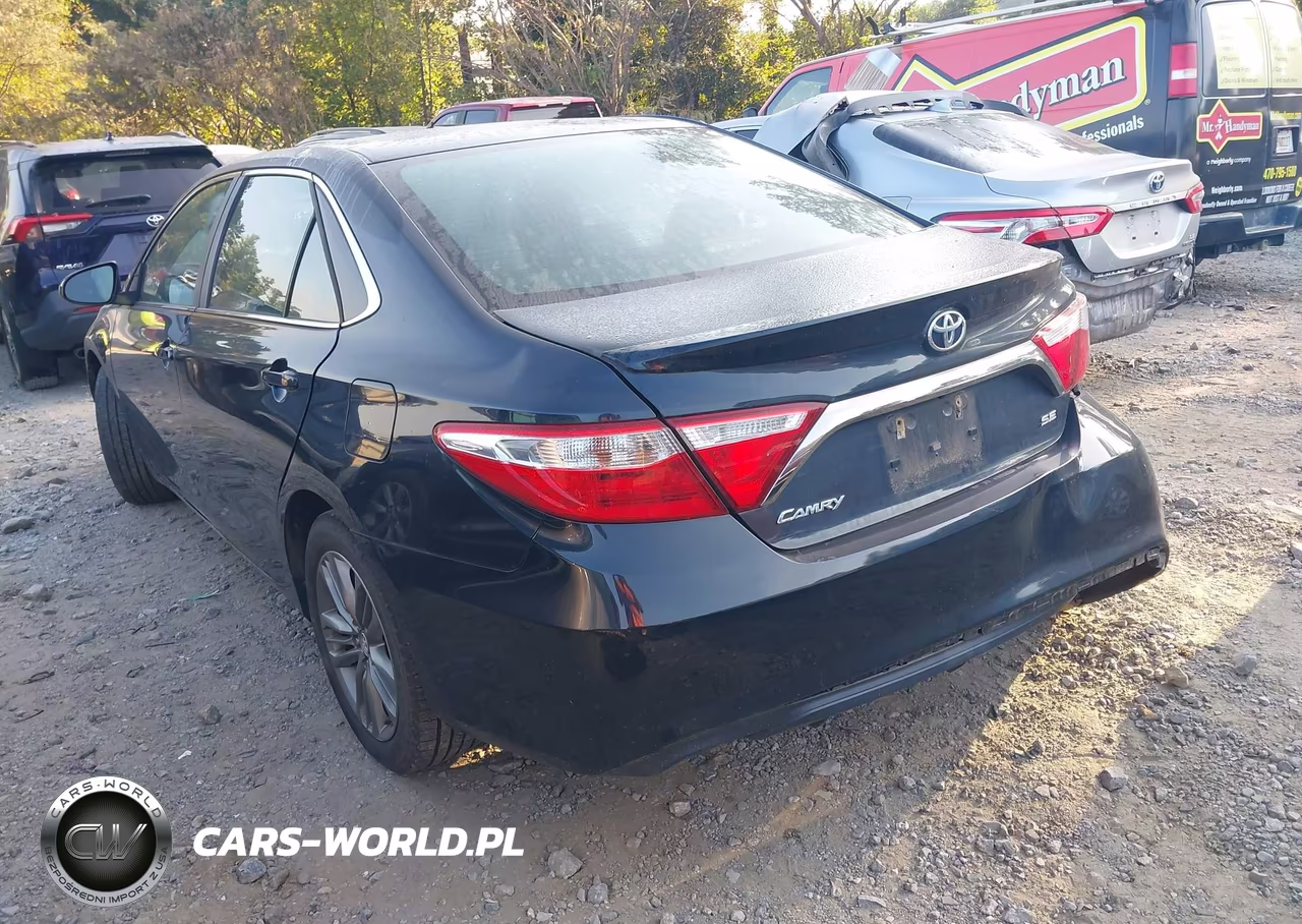 2017 Toyota Camry Se VIN:4T1BF1FK7HU698063 - 3