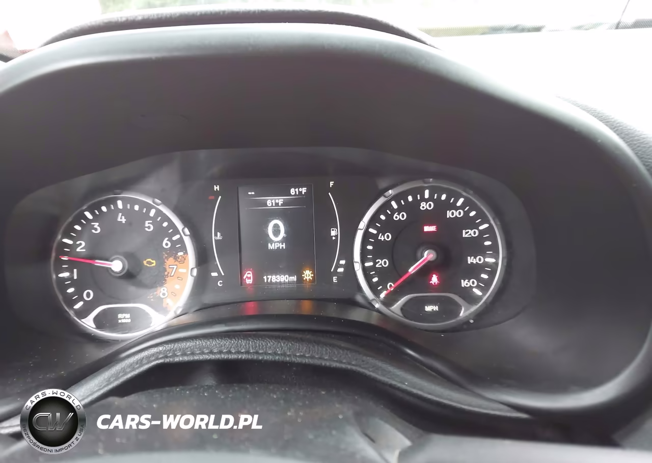 2016 Jeep Renegade Latitude VIN:ZACCJBBWXGPC45528 - 7