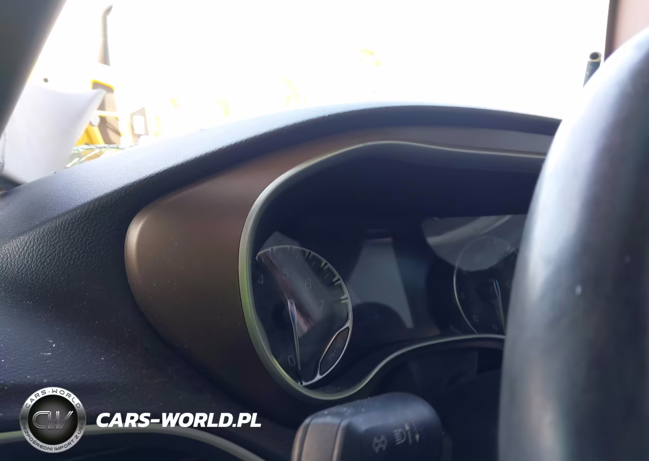 2019 Chrysler Pacifica Touring L VIN:2C4RC1BG8KR588026 - 7