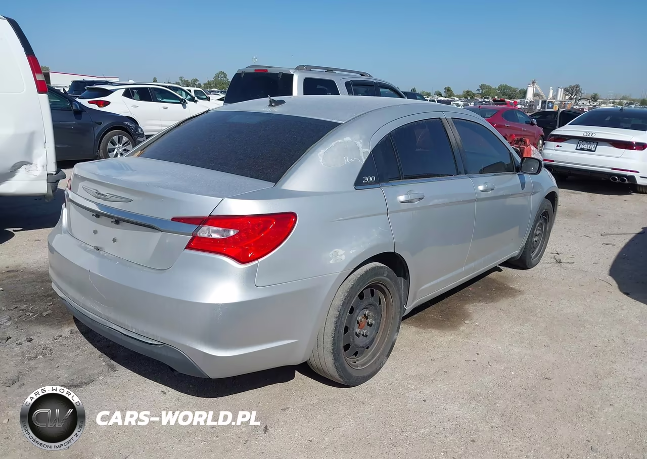 2012 Chrysler 200 Lx VIN:1C3CCBAB6CN226152 - 4