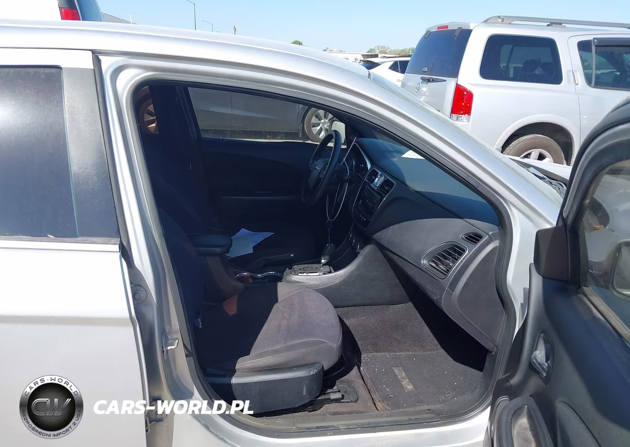 2012 Chrysler 200 Lx VIN:1C3CCBAB6CN226152 - 5