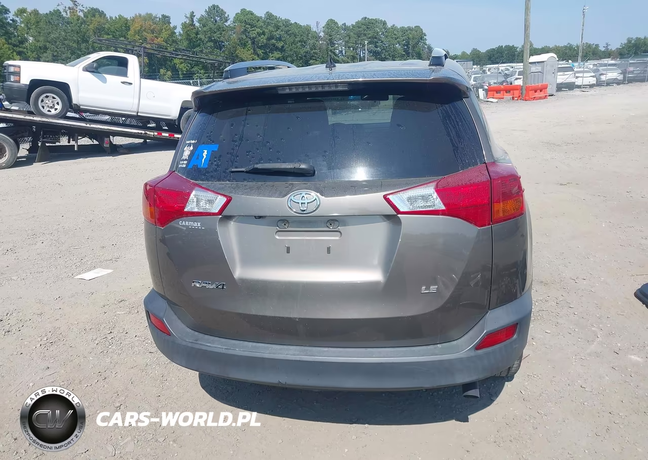 2015 Toyota Rav4 Le VIN:JTMZFREVXFD054745 - 17