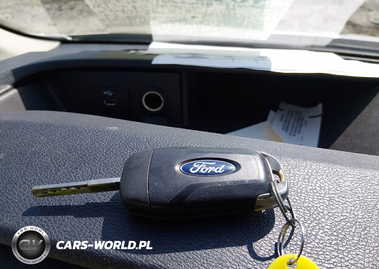 2020 Ford Transit-150 VIN:1FTYE1Y86LKB49185 - 11