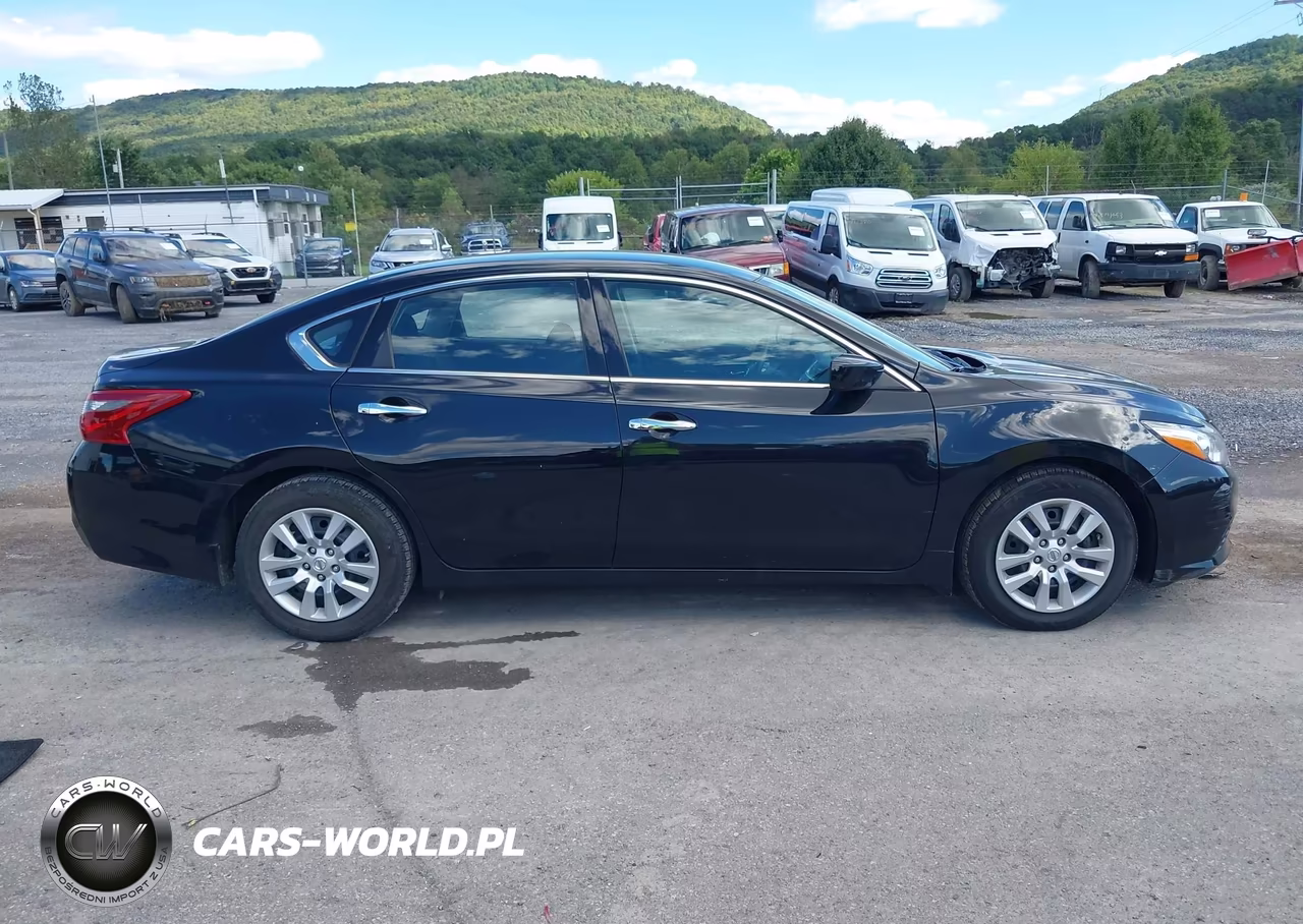 2018 Nissan Altima 2.5 S VIN:1N4AL3AP7JC286380 - 13