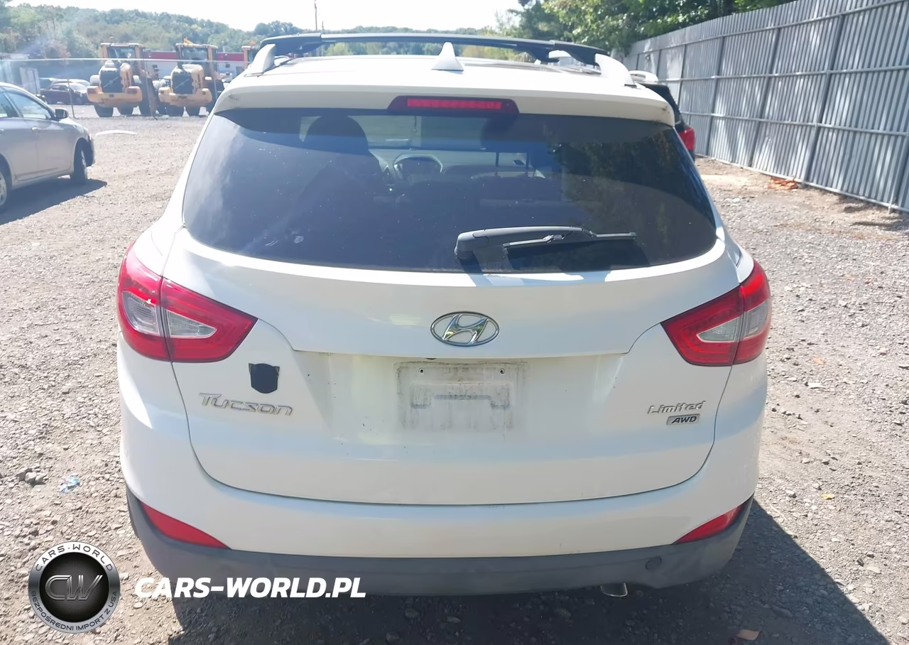 2015 Hyundai Tucson Limited VIN:KM8JUCAG0FU971874 - 16