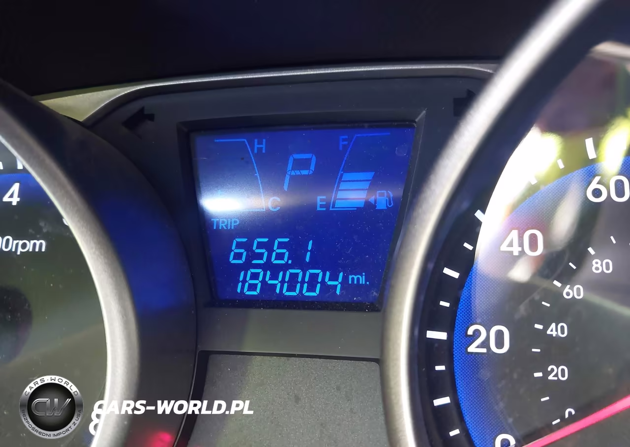 2015 Hyundai Tucson Limited VIN:KM8JUCAG0FU971874 - 7